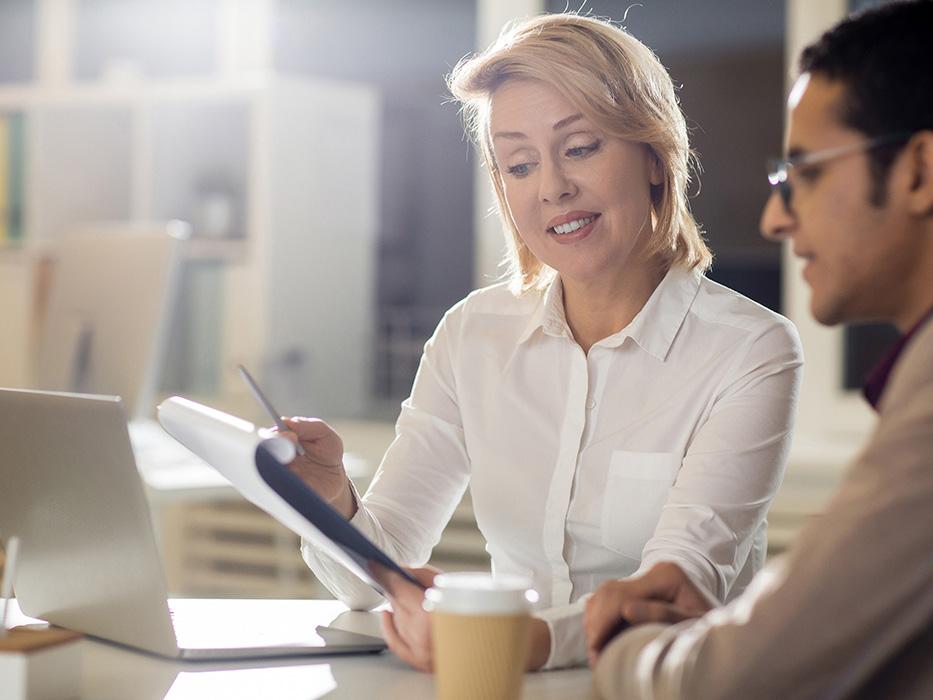 Une conseillère LVL à votre écoute pour organiser la collecte gratuite de cartouche d'encre vides